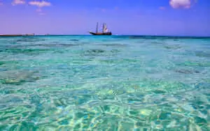 Aruba Beach Boat Pictures