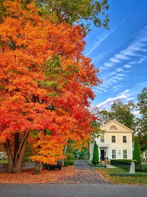 MA Colonial House