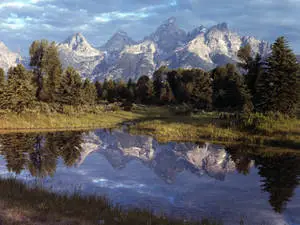 Majestic_ Mountain_ Reflection