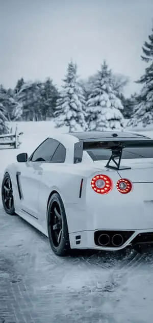 Nissan R35 Gtr Snow Phone Picture