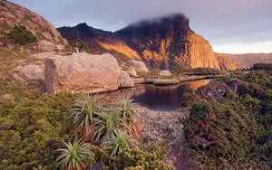 Tasmania Small Pond Mountains